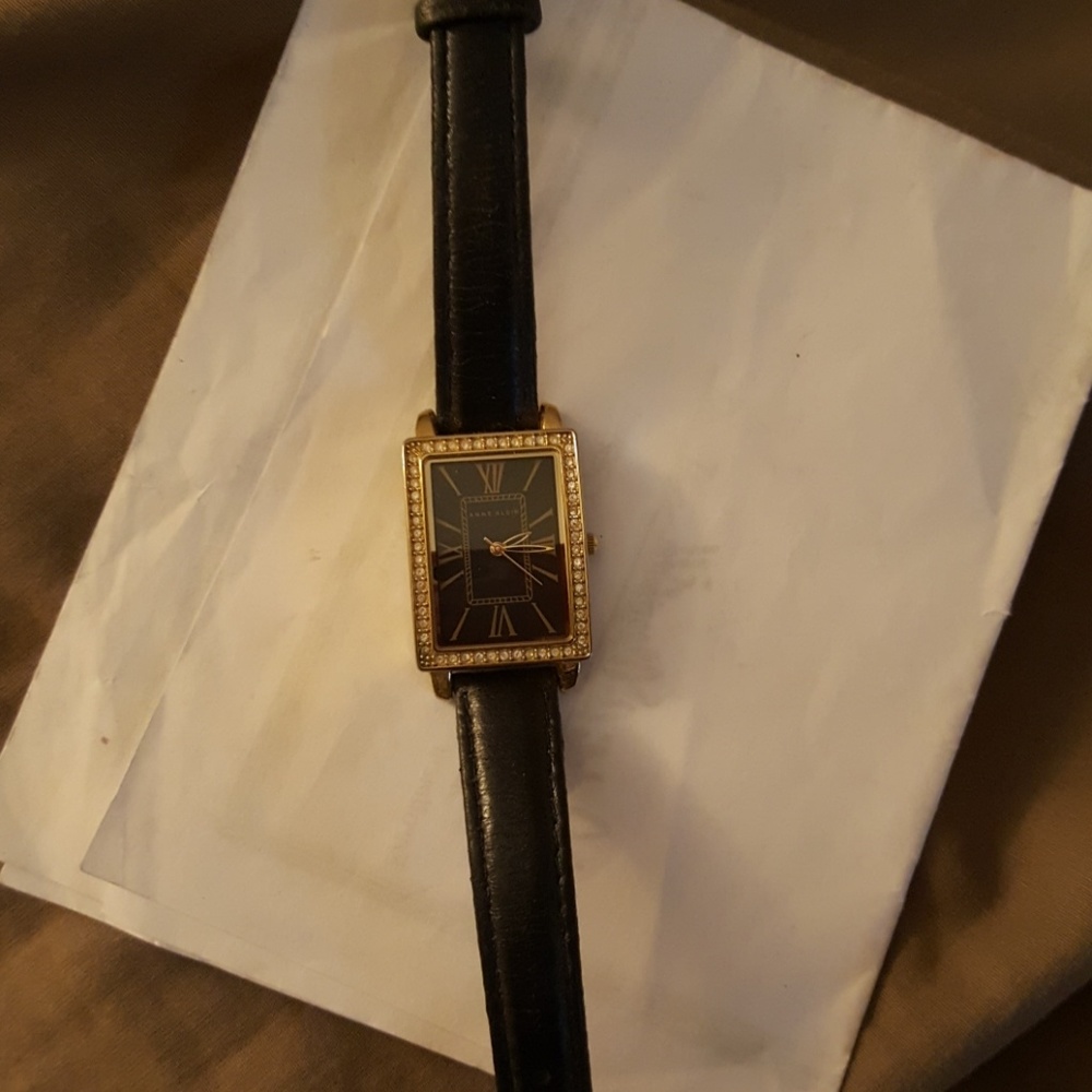 Like new Anne Klein watch